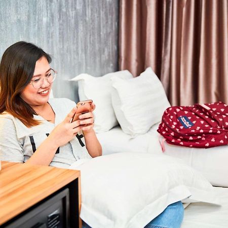 Ibis Budget Singapore West Coast Екстериор снимка