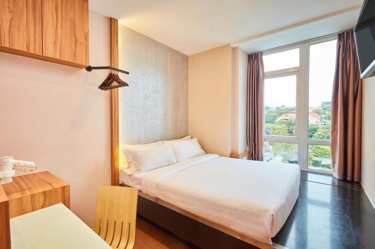 Ibis Budget Singapore West Coast Екстериор снимка
