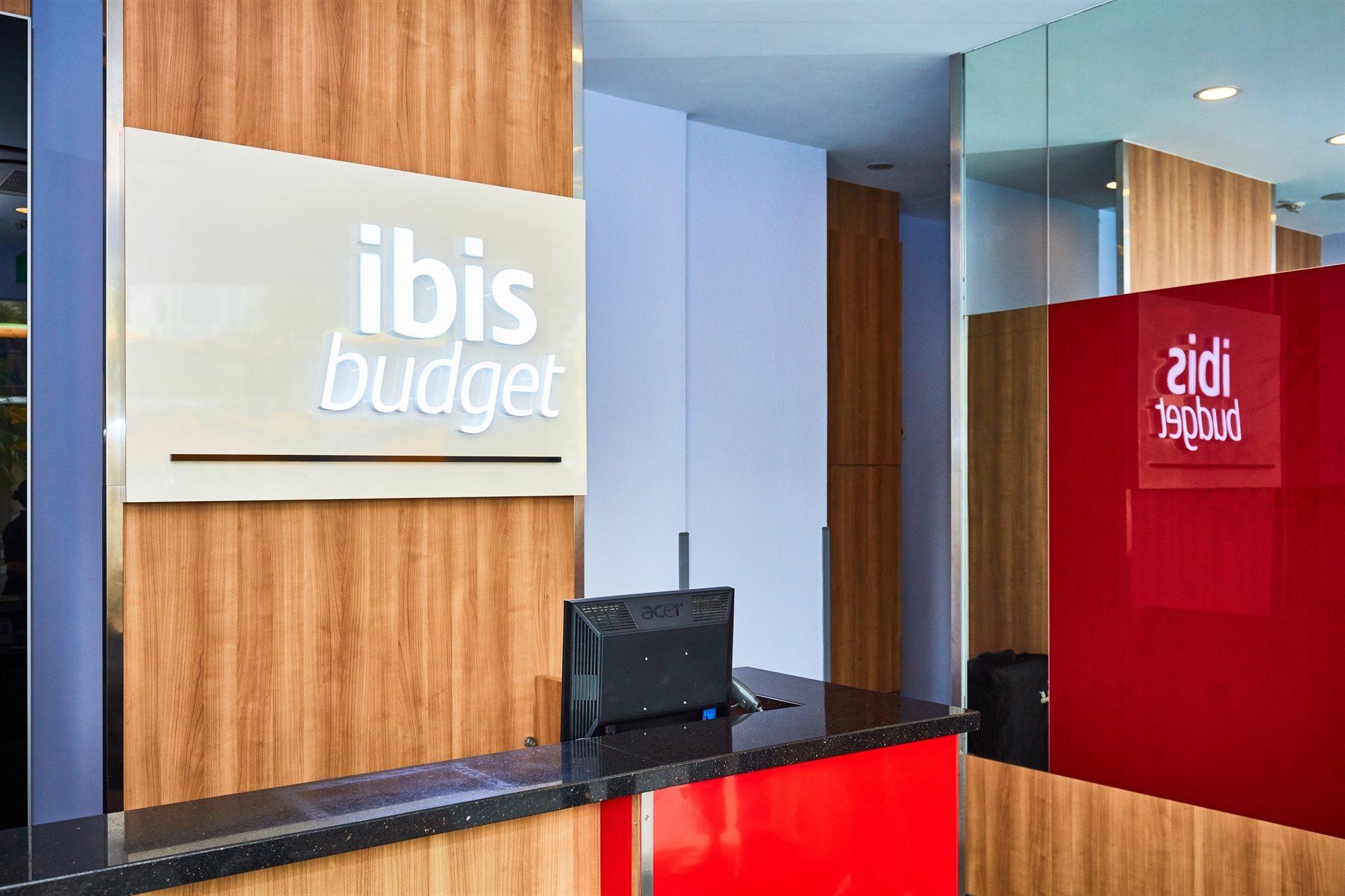Ibis Budget Singapore West Coast Екстериор снимка