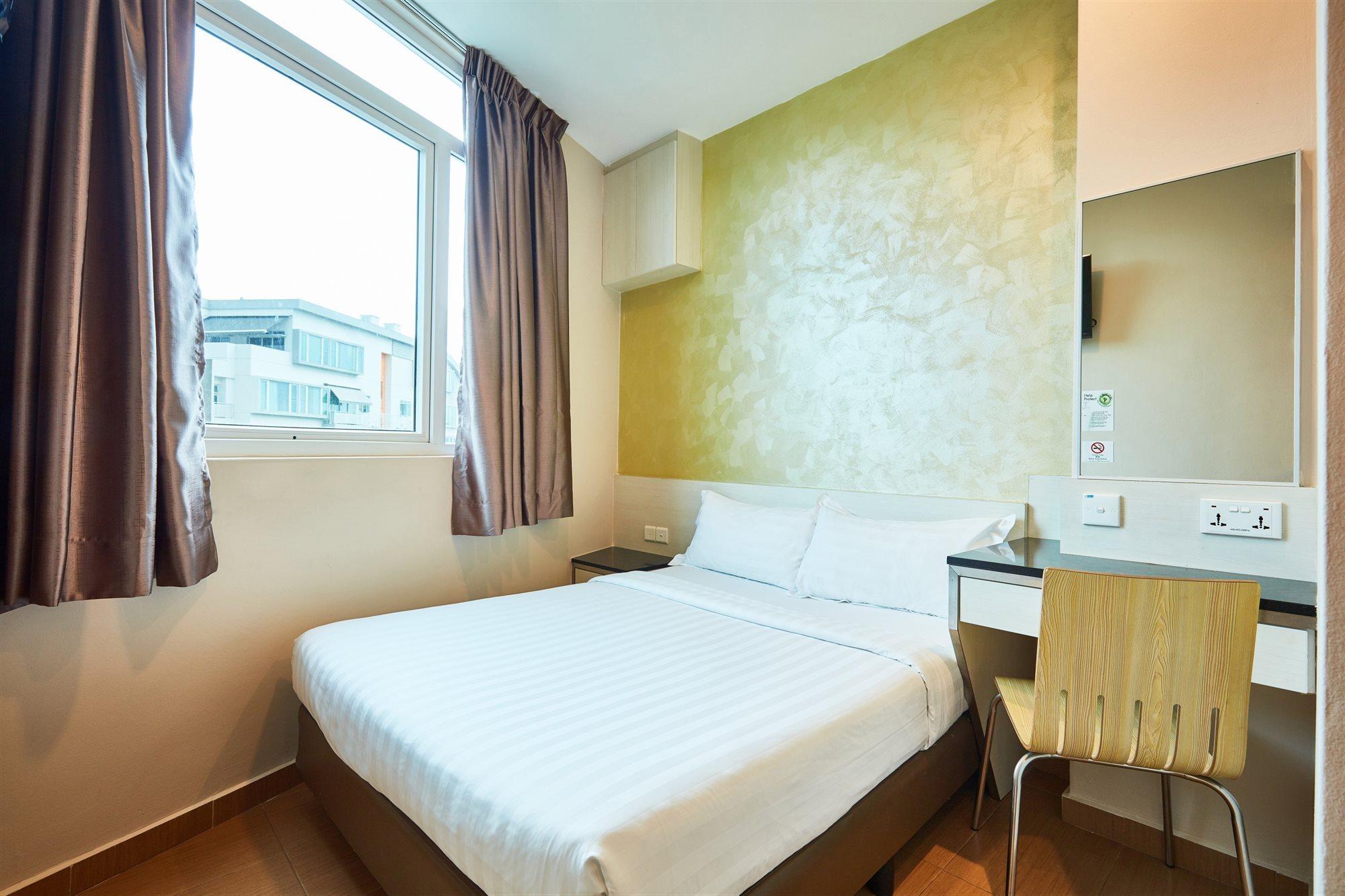 Ibis Budget Singapore West Coast Екстериор снимка